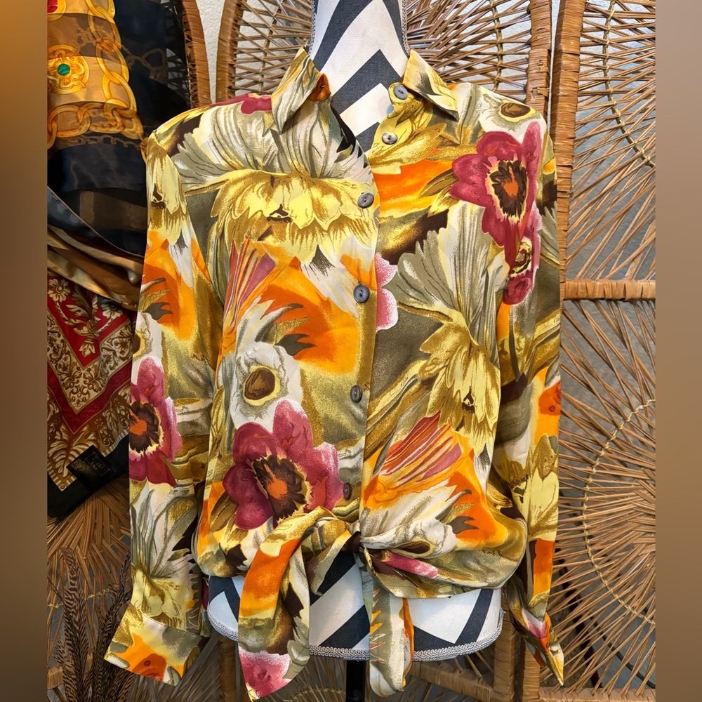 Vintage NWT 80s designer Paolo Santini silk button down blouse